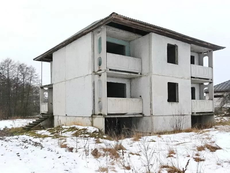 Коробка жилого дома в Каменецком р-не. 1996 г.п. r183459 3